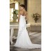 Длинное белое свадебное платье из шифона с разрезом и глубоким декольте